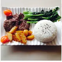 黑椒牛排饭套餐