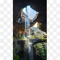 山水洞窟景色