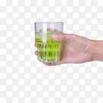 绿色液体水杯展示PNG