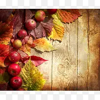 木板上的水果与叶子