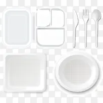 白色系的餐盘餐具