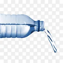 透明解渴倾斜倒出塑料瓶饮用水实