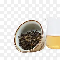 普洱生茶及泡好的茶