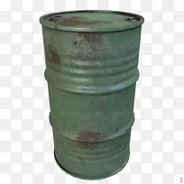 破旧绿色大桶装机油桶