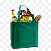 购物袋里的食物和鲜花