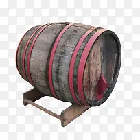黑色容器红色包围的酿酒空木桶实