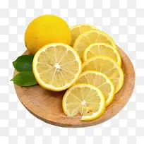 盘子上的新鲜柠檬