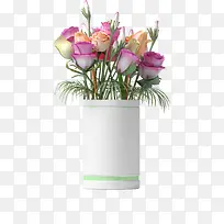 白色花瓶里的玫瑰花