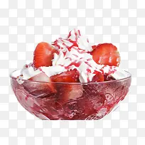 玻璃碗里的草莓口味的冰激凌