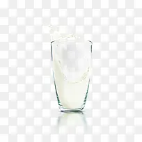 一杯牛奶