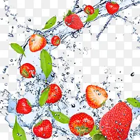 喷溅的水和草莓