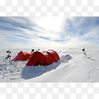 雪地里的帐篷海报背景