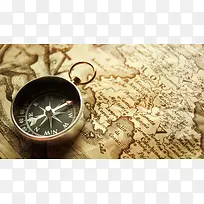 指南针与复古地图