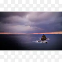 红色日出海面云层海报背景