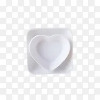 白色心形瓷器碟子