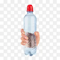 透明解渴红色盖子手拿着的塑料瓶