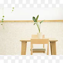 马赛克墙面绿植物木质椅子