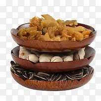 端盘上的瓜果零食
