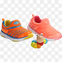 儿童跑步鞋运动鞋加玩偶