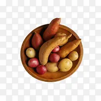 盆子里的土豆和番薯