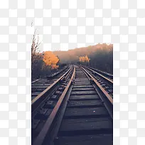 铁路旁边的风景