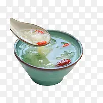 银耳枸杞羹