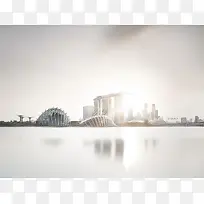 白云下的地面大楼