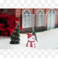 圣诞树圣诞雪人摄影图