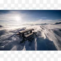 冬日白雪纯净长凳