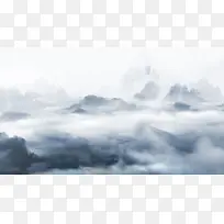 白青色的雾山景色