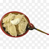 碗装饺子加一个小勺子
