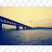武汉长江大桥，