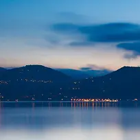 山水人家背景