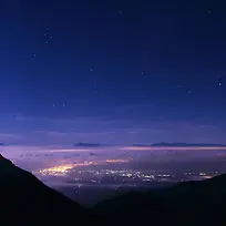 文艺夜晚背景