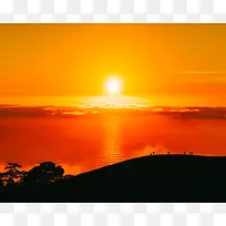 唯美夕阳云海风景摄影平面广告