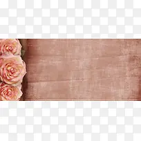 粉色花朵木板背景图
