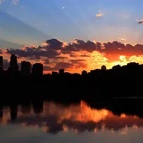 都市晚景