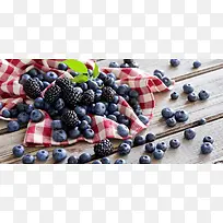 新鲜美食水果蓝莓树莓覆盆子