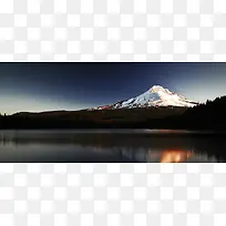 大气雪山风景背景