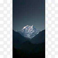 远处的山