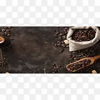 桌子上的咖啡豆背景