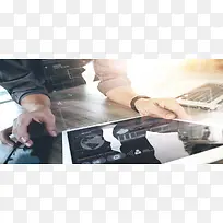 笔记本互联网商务男人海报背景