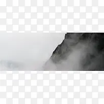 白色雾气高山背景