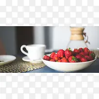 草莓早餐