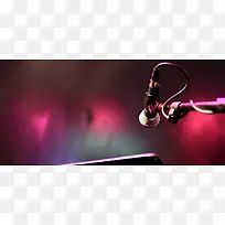 红紫色 话筒 麦克 文艺 背景banner