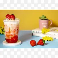 草莓脏脏茶高清摄影图
