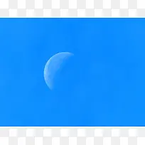 高清蓝色背景的月亮