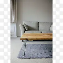 木质桌子沙发场景