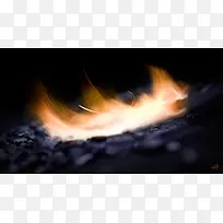 火光燃烧的瞬间