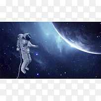 遨游在太空中的宇航员